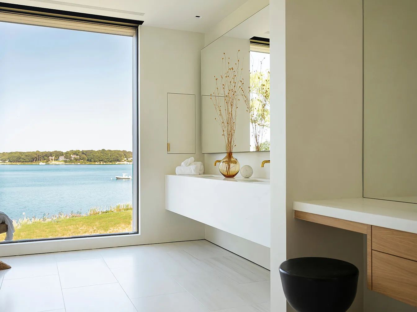 Shelter Island — image 9